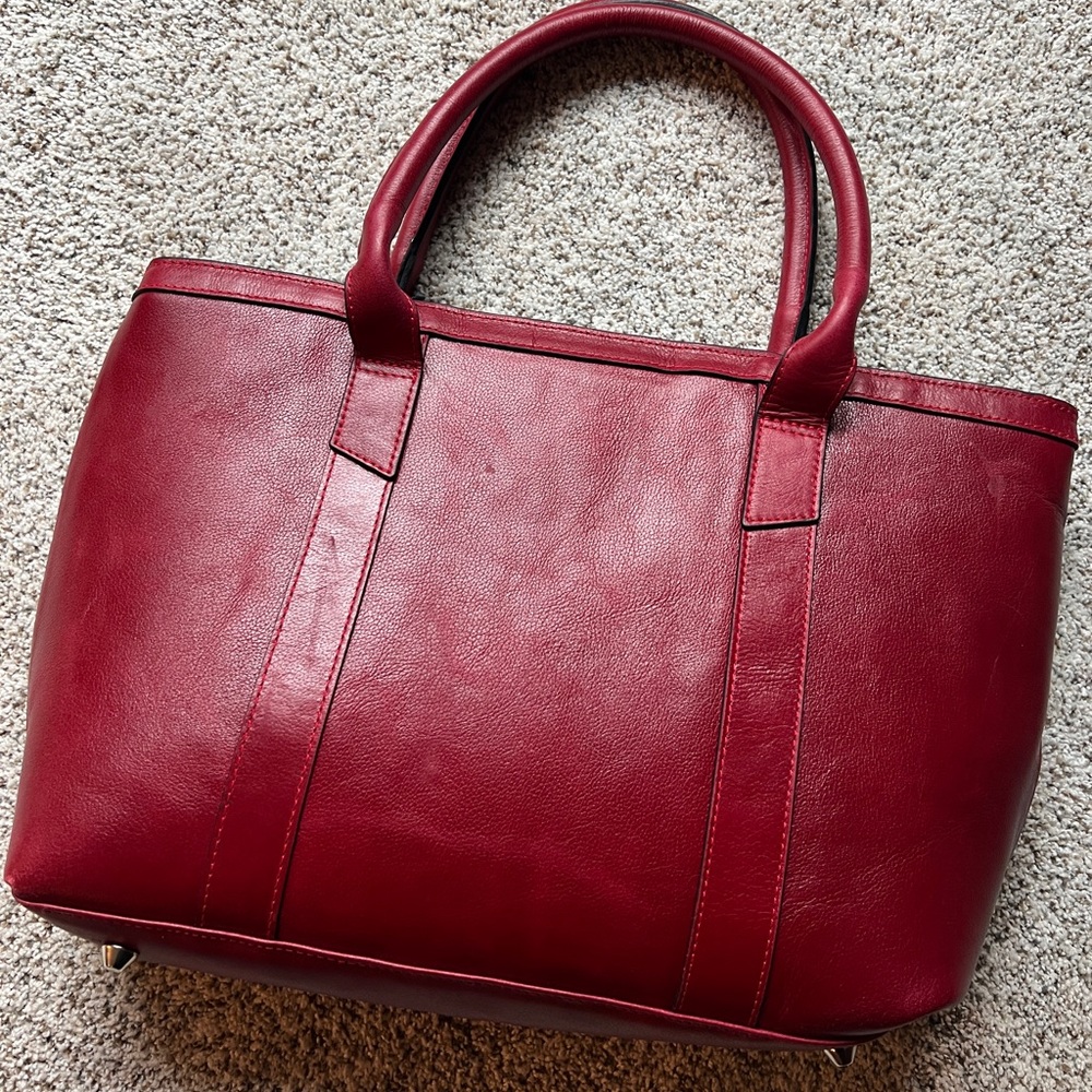 Links and kings ladies leather tote new with tags